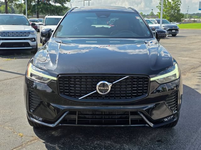 Used 2025 Volvo XC60 B5 Plus AWD/4WD image 4