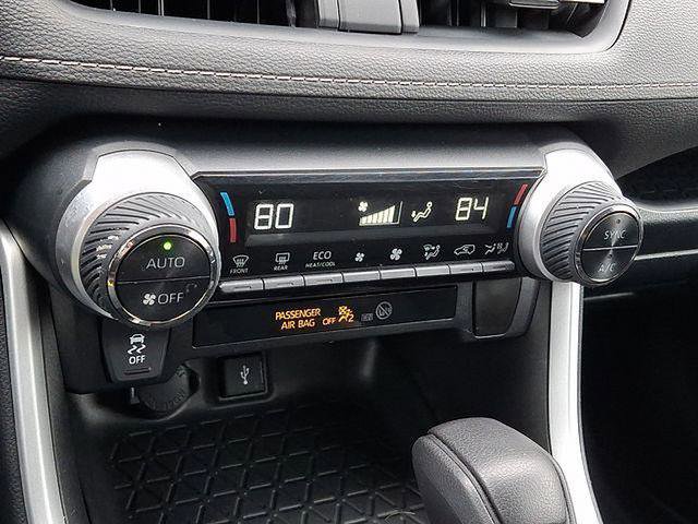 Certified 2021 Toyota RAV4 LE image 15