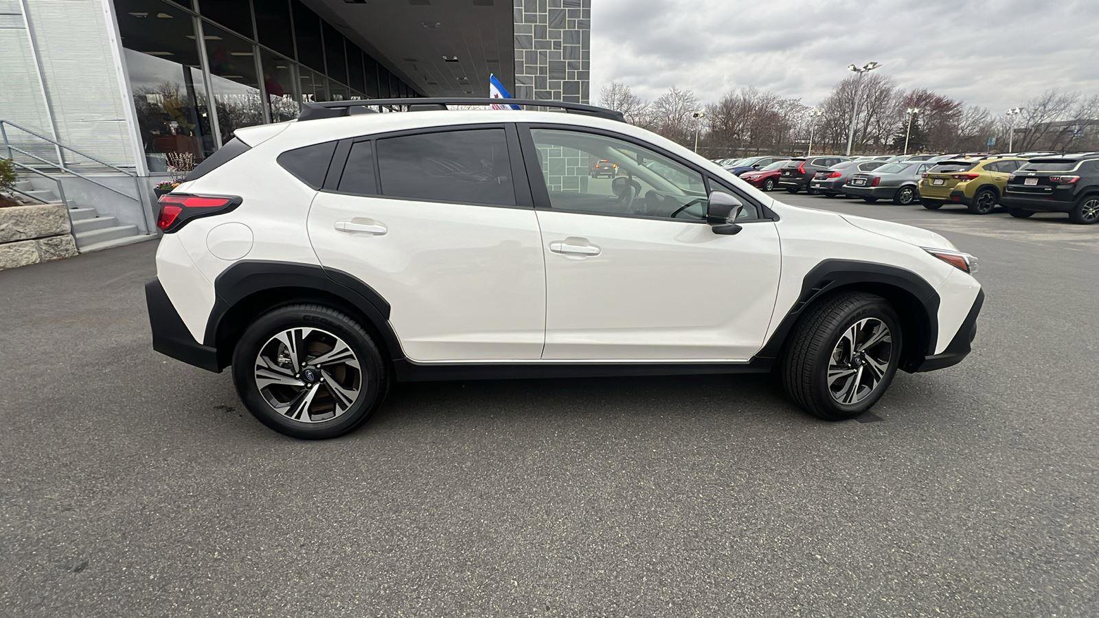 Used 2025 Subaru Crosstrek 2.0i Premium AWD/4WD image 8