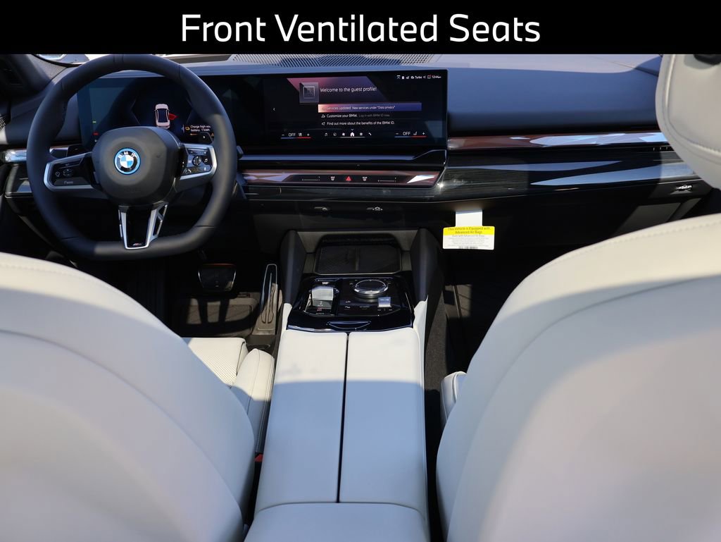 New 2026 BMW 550e xDrive AWD/4WD image 17