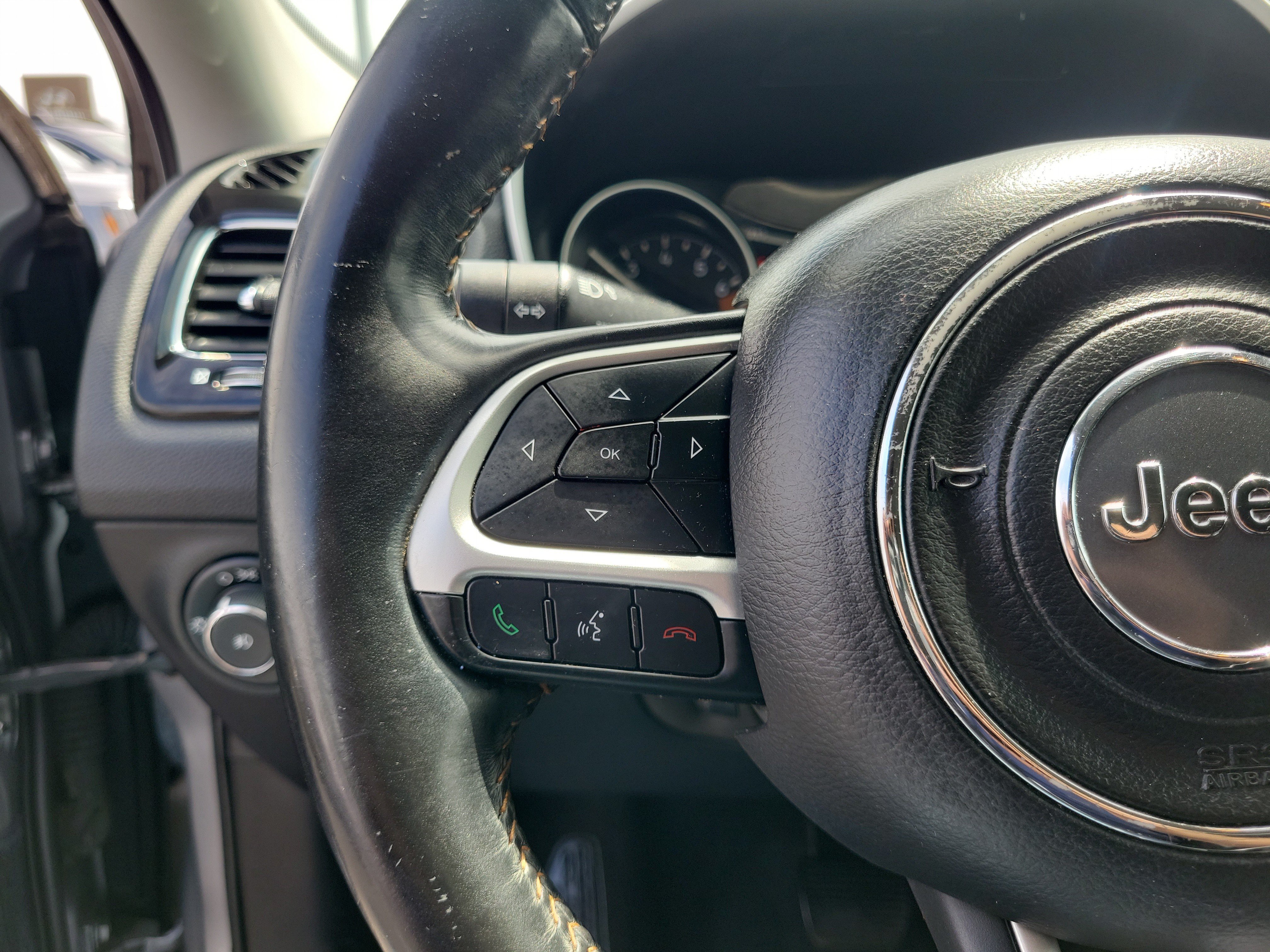 Used 2019 Jeep Compass Limited AWD/4WD image 22