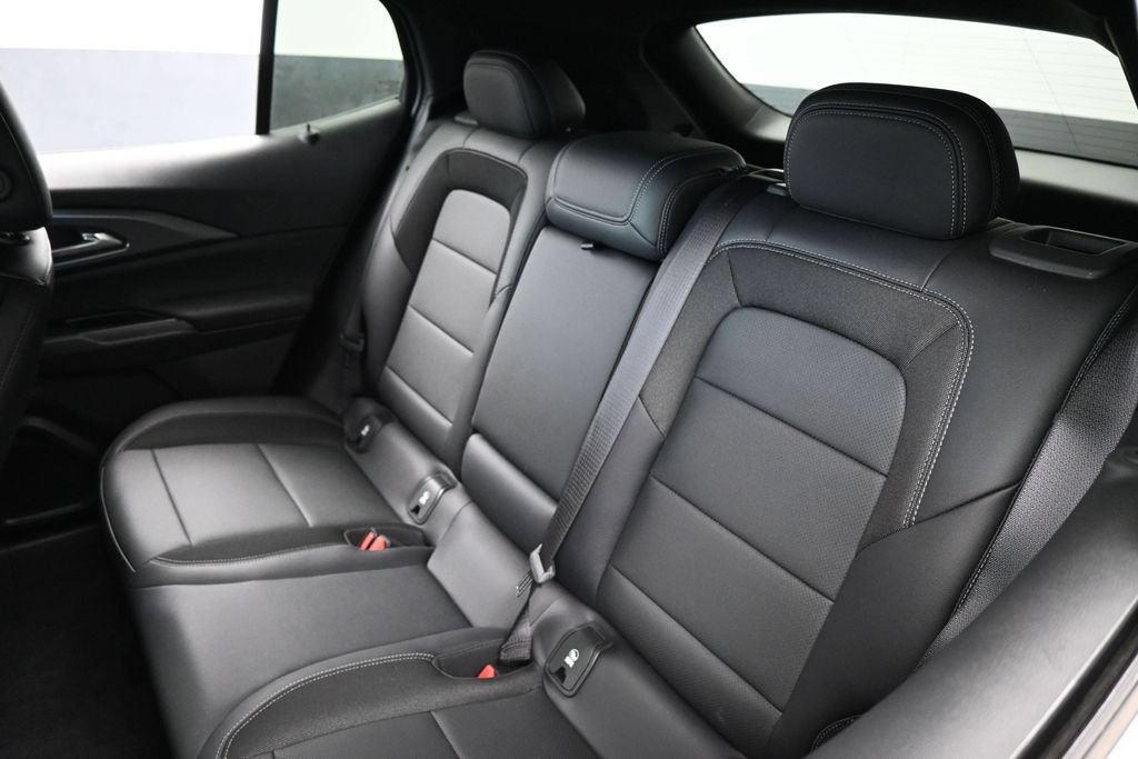 Used 2026 Chevrolet Equinox EV LT FWD image 41