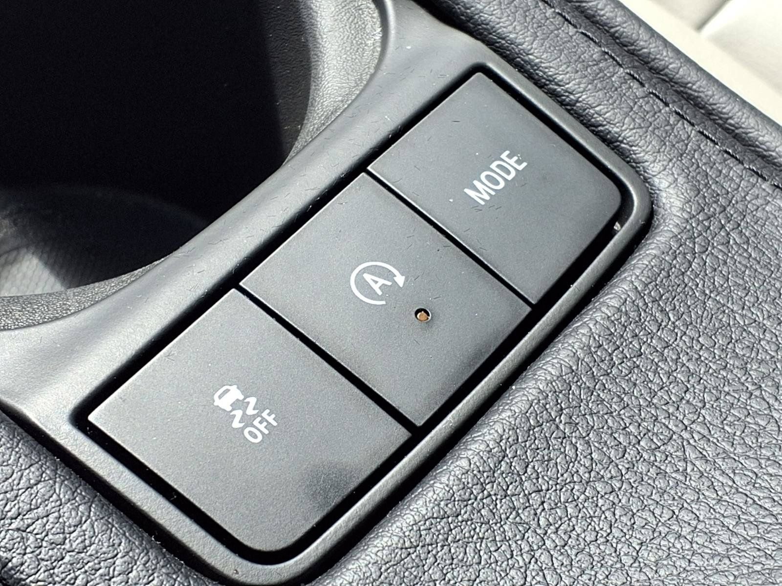 Used 2022 Cadillac XT4 Luxury FWD image 16