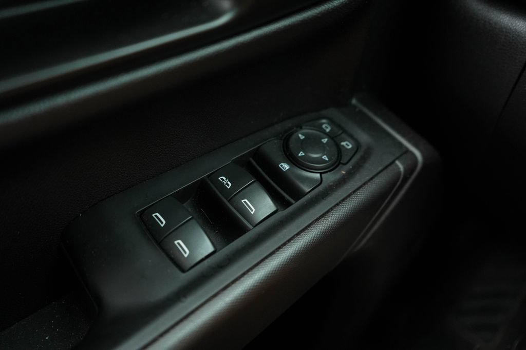Used 2022 Chevrolet Silverado 1500 Custom AWD/4WD image 30