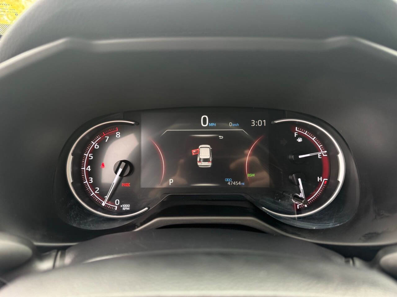 Used 2024 Toyota RAV4 XLE w/ Convenience Package image 19