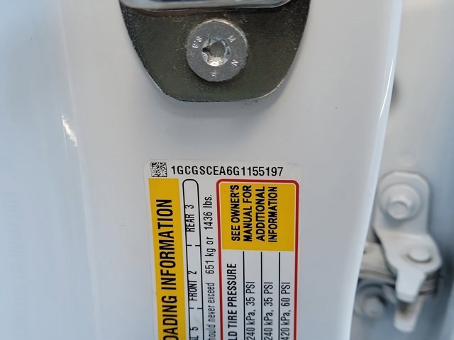 Used 2016 Chevrolet Colorado LT w/ LT Convenience Package image 30