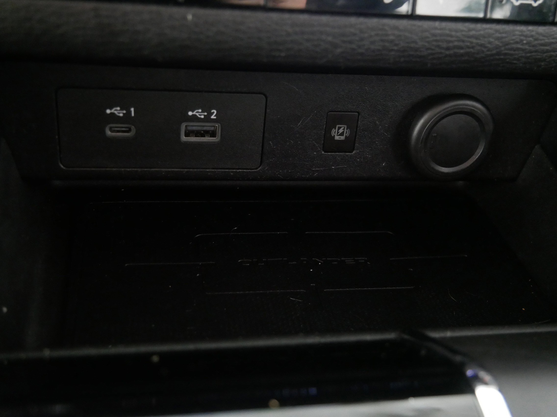 Used 2022 Mitsubishi Outlander SE image 31