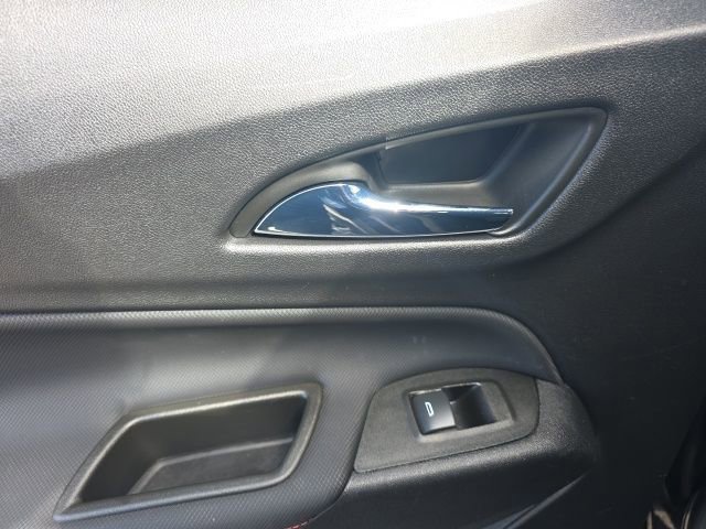 Used 2023 Chevrolet Equinox RS w/ RS Leather Package image 34