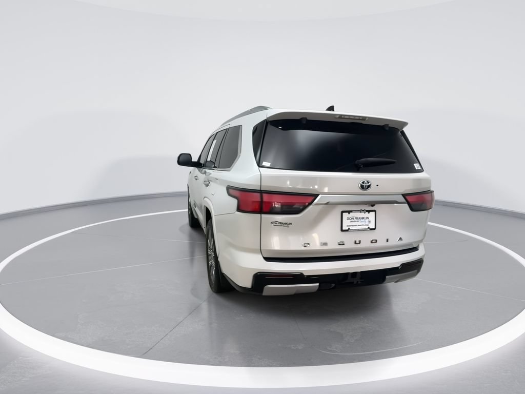 Used 2023 Toyota Sequoia Capstone AWD/4WD image 8