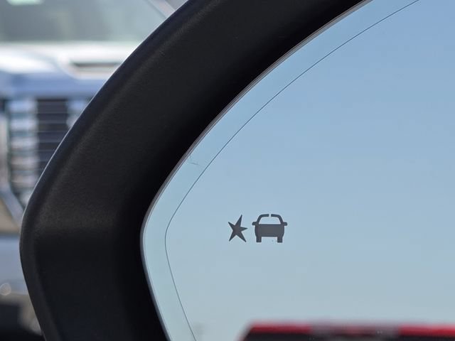 Used 2021 Buick Envision Essence w/ Sport Touring Package FWD image 8