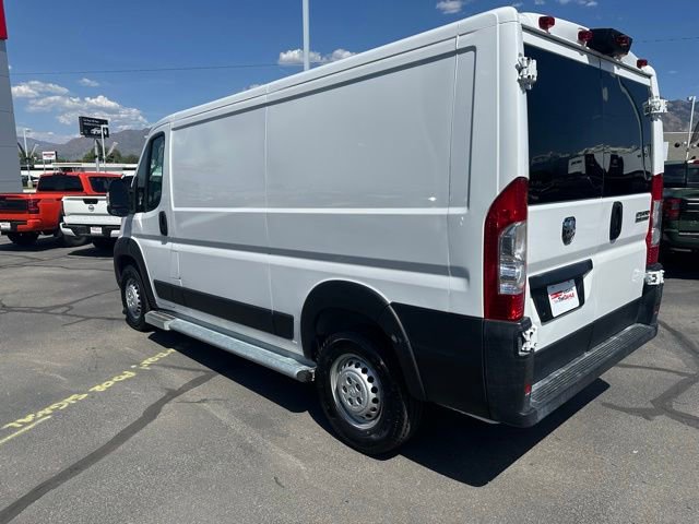 Used 2025 RAM ProMaster 2500 w/ U-Haul Equipment Group FWD image 8