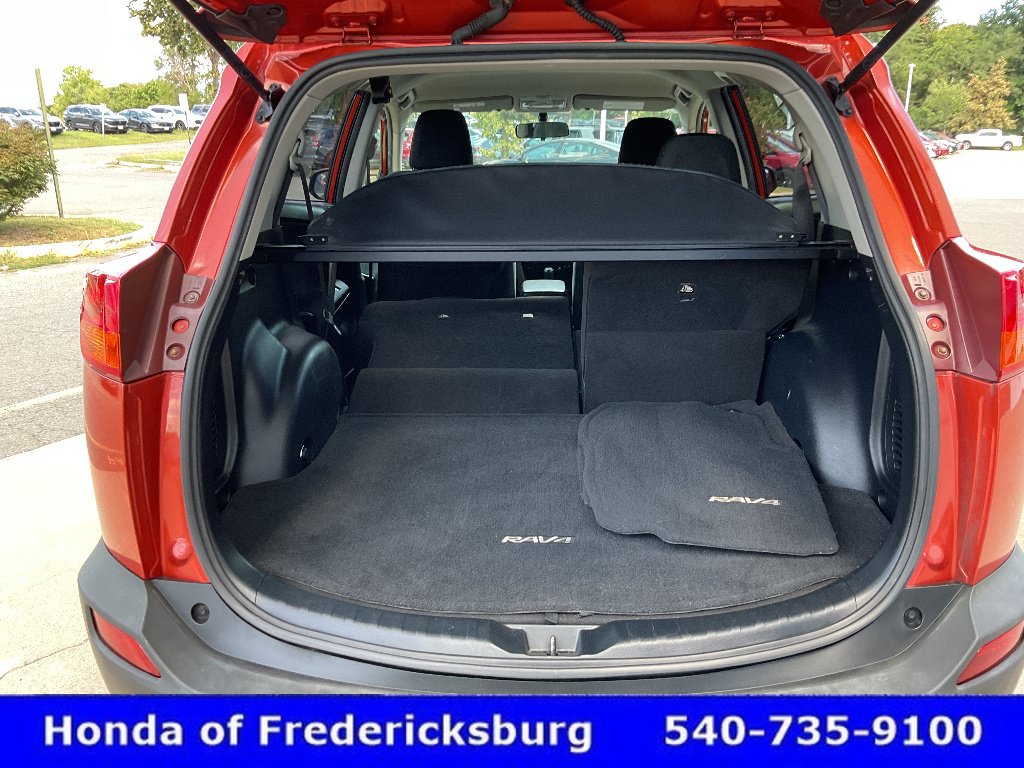 Used 2015 Toyota RAV4 LE AWD/4WD image 21