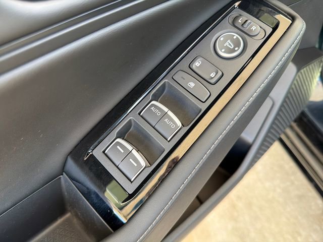 Used 2025 Honda Accord Touring image 11