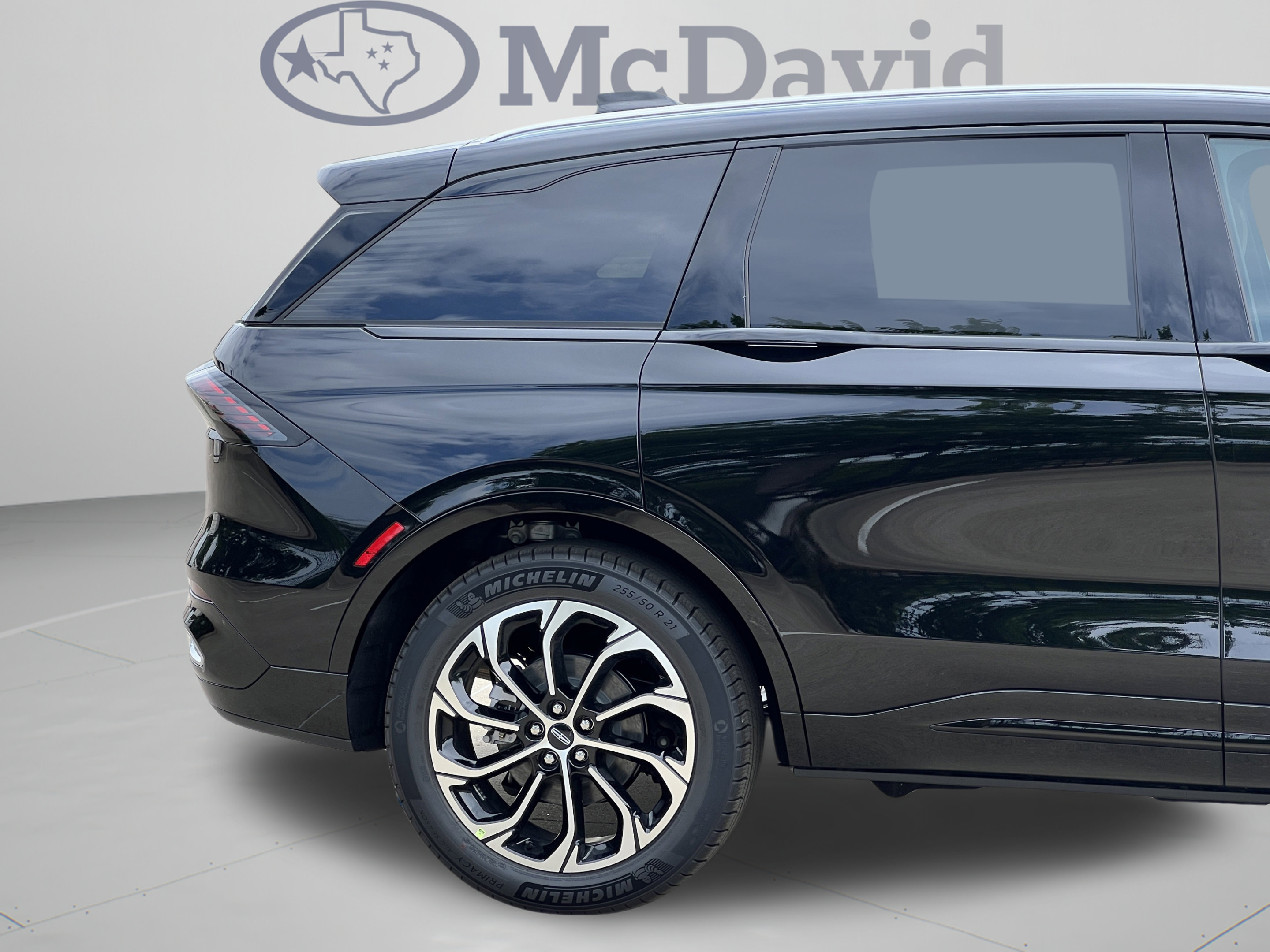 New 2026 Lincoln Nautilus Reserve AWD/4WD image 33