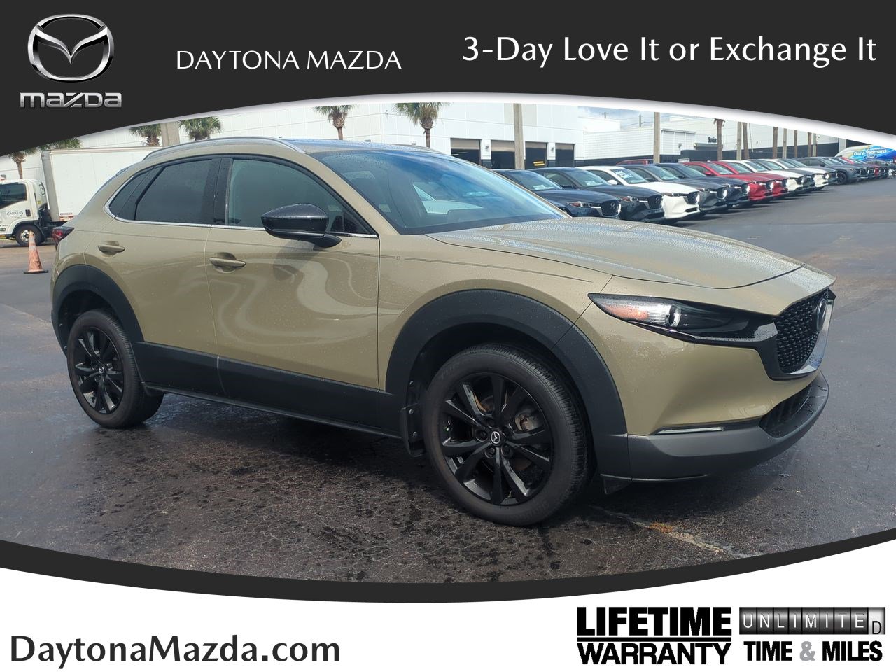 Used 2024 MAZDA CX-30 Carbon image 1