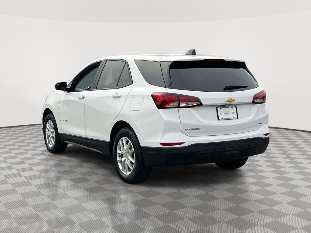 Used 2022 Chevrolet Equinox LS w/ LS Convenience Package AWD/4WD image 7