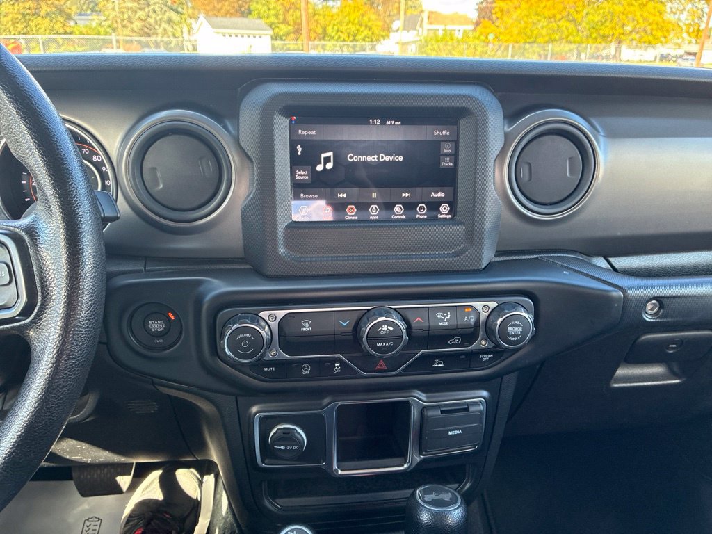 Used 2022 Jeep Wrangler Unlimited Sport AWD/4WD image 15