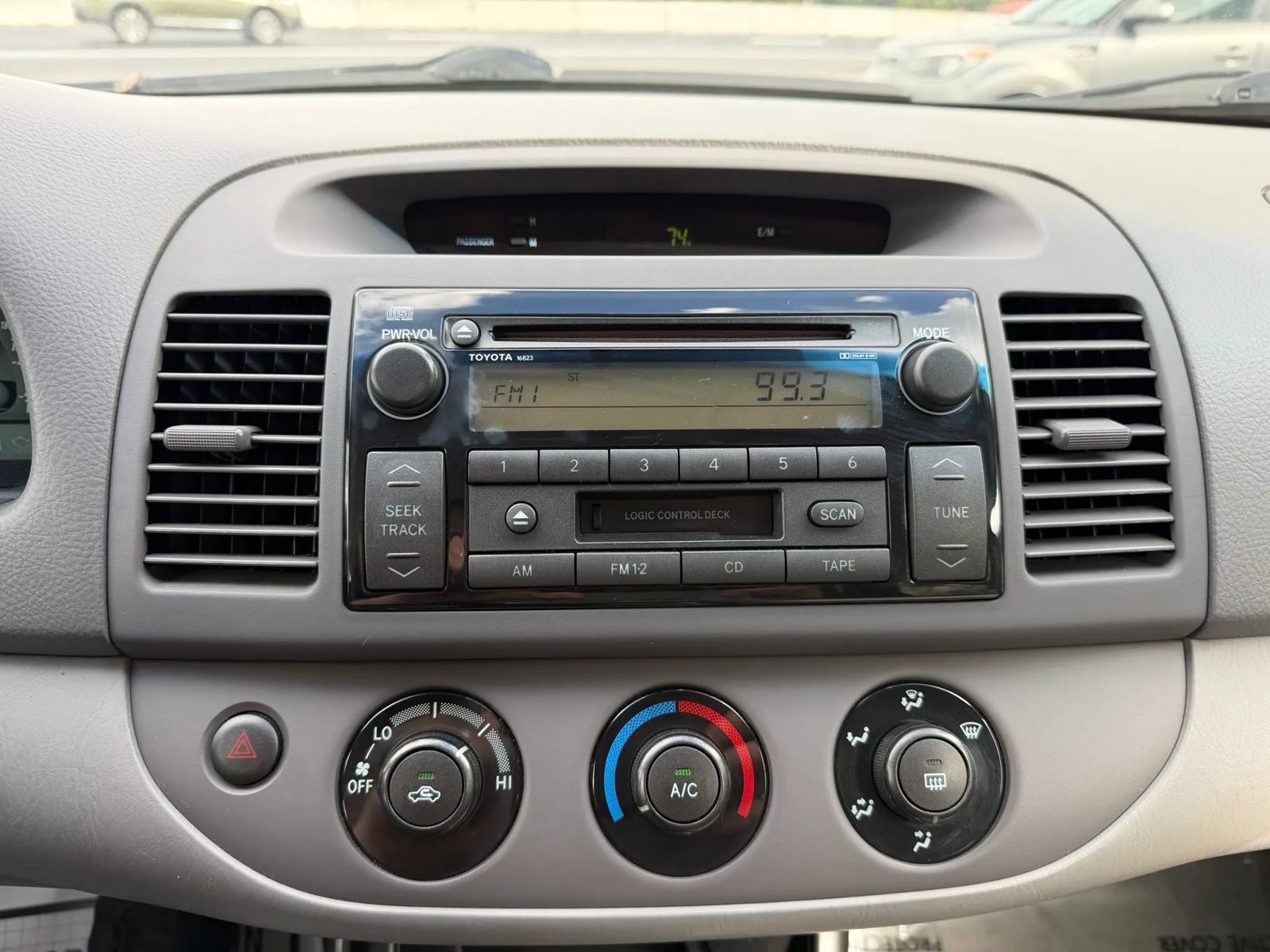 Used 2003 Toyota Camry LE FWD image 17