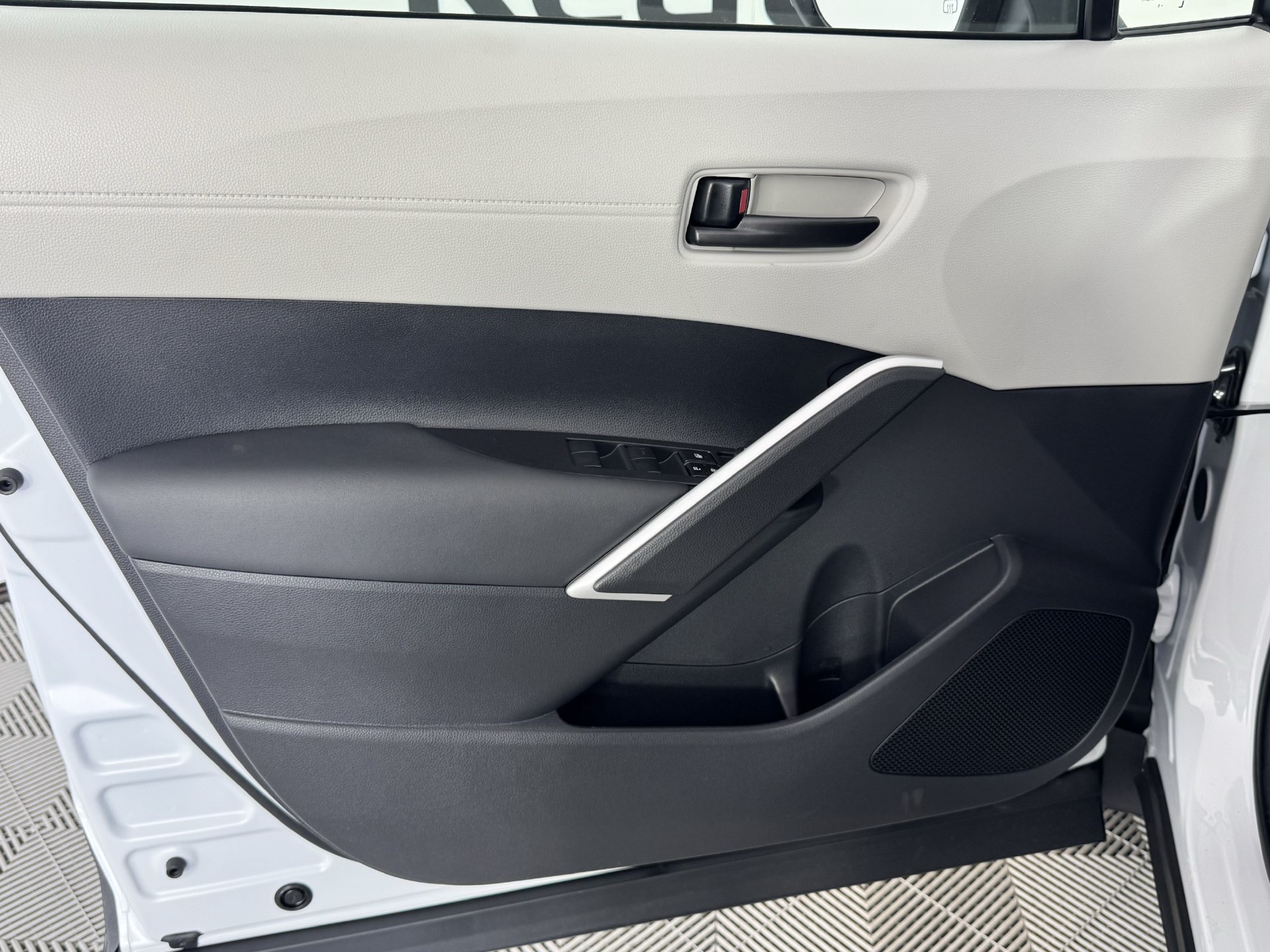 New 2026 Toyota Corolla Cross L FWD image 13