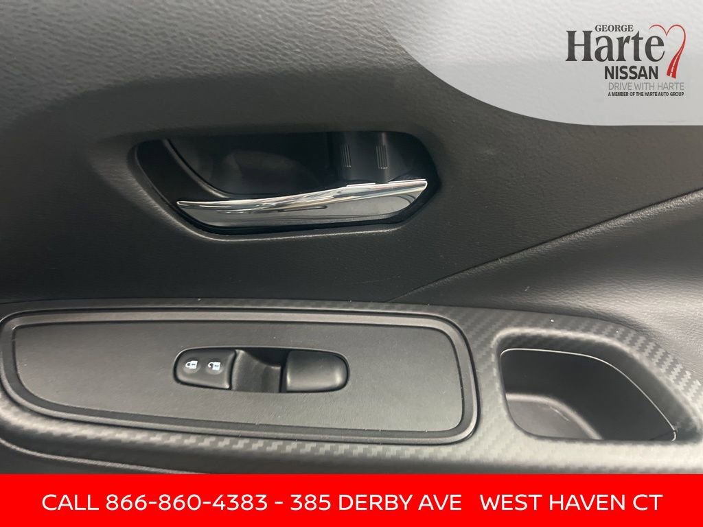 Certified 2025 Nissan Versa SV w/ Trunk Package image 39