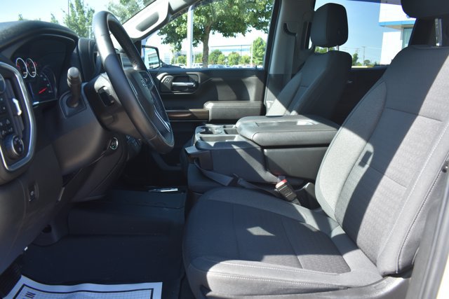 Used 2021 Chevrolet Silverado 1500 RST AWD/4WD image 16