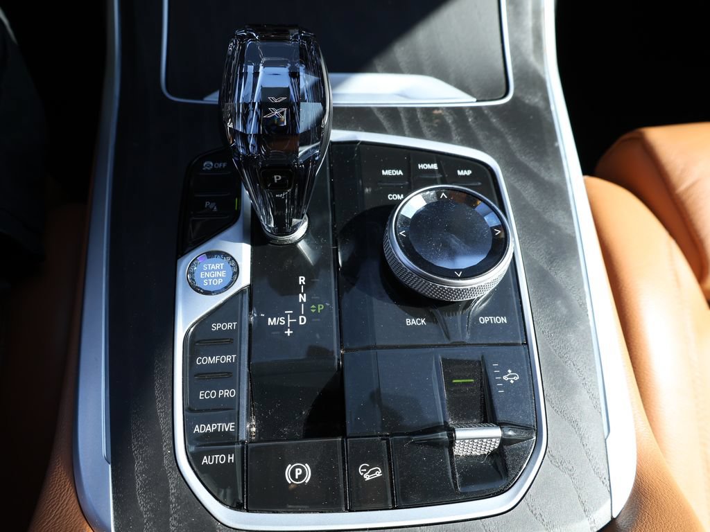 Used 2022 BMW X7 xDrive40i w/ Executive Package AWD/4WD image 37