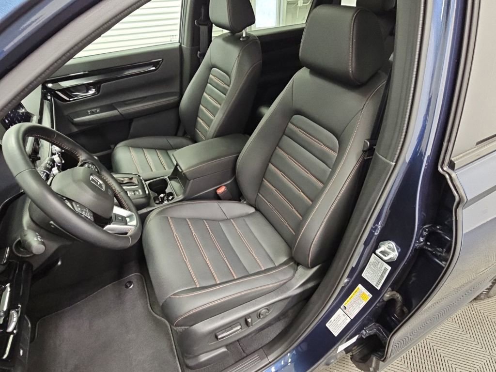 Used 2026 Honda CR-V Sport Touring image 29
