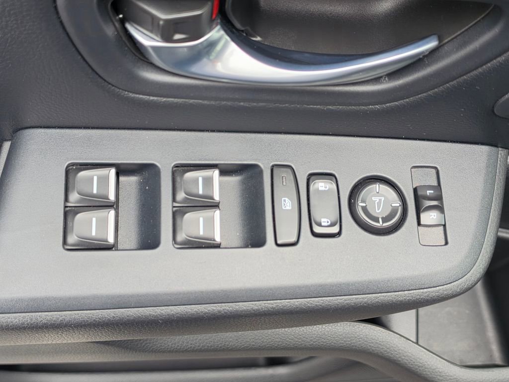 Used 2023 Honda Pilot Touring image 12