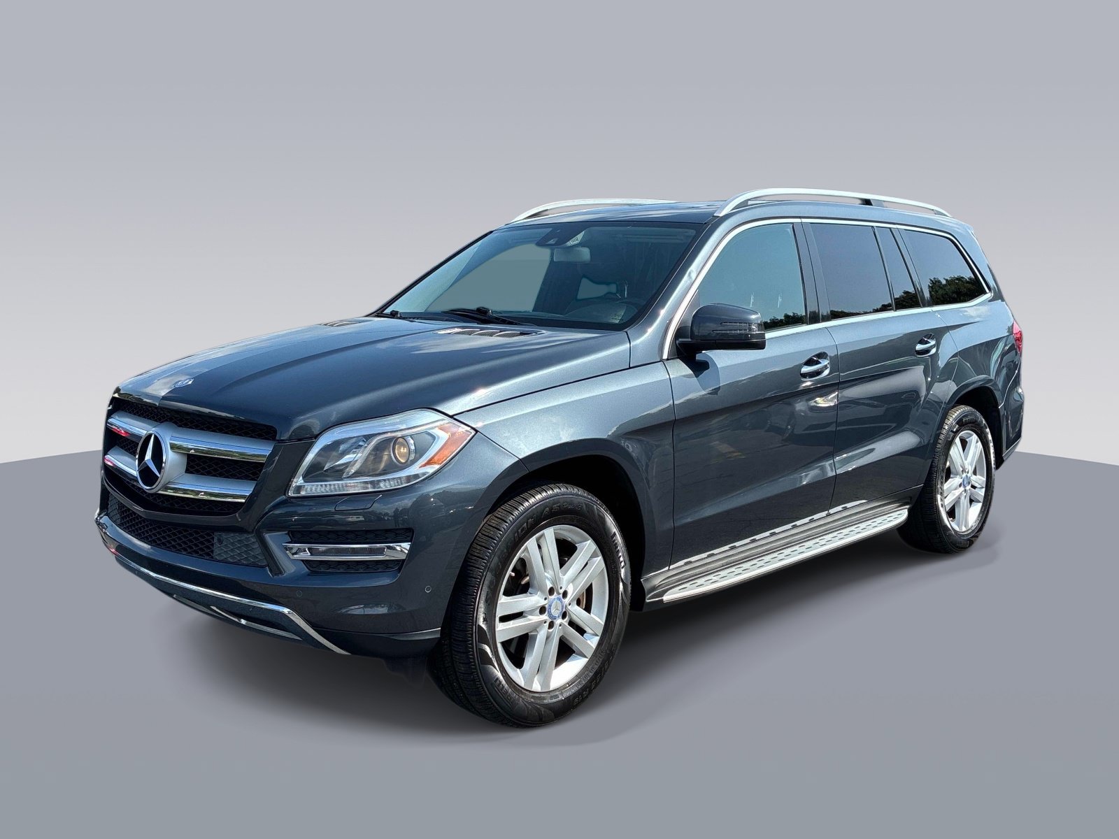 Used 2014 Mercedes-Benz GL 450 4MATIC image 3