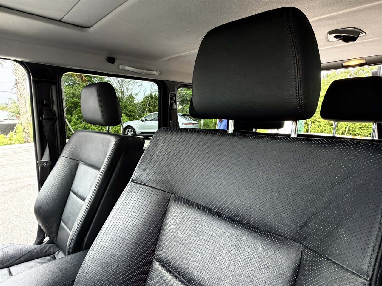 Used 2010 Mercedes-Benz G 550 image 19