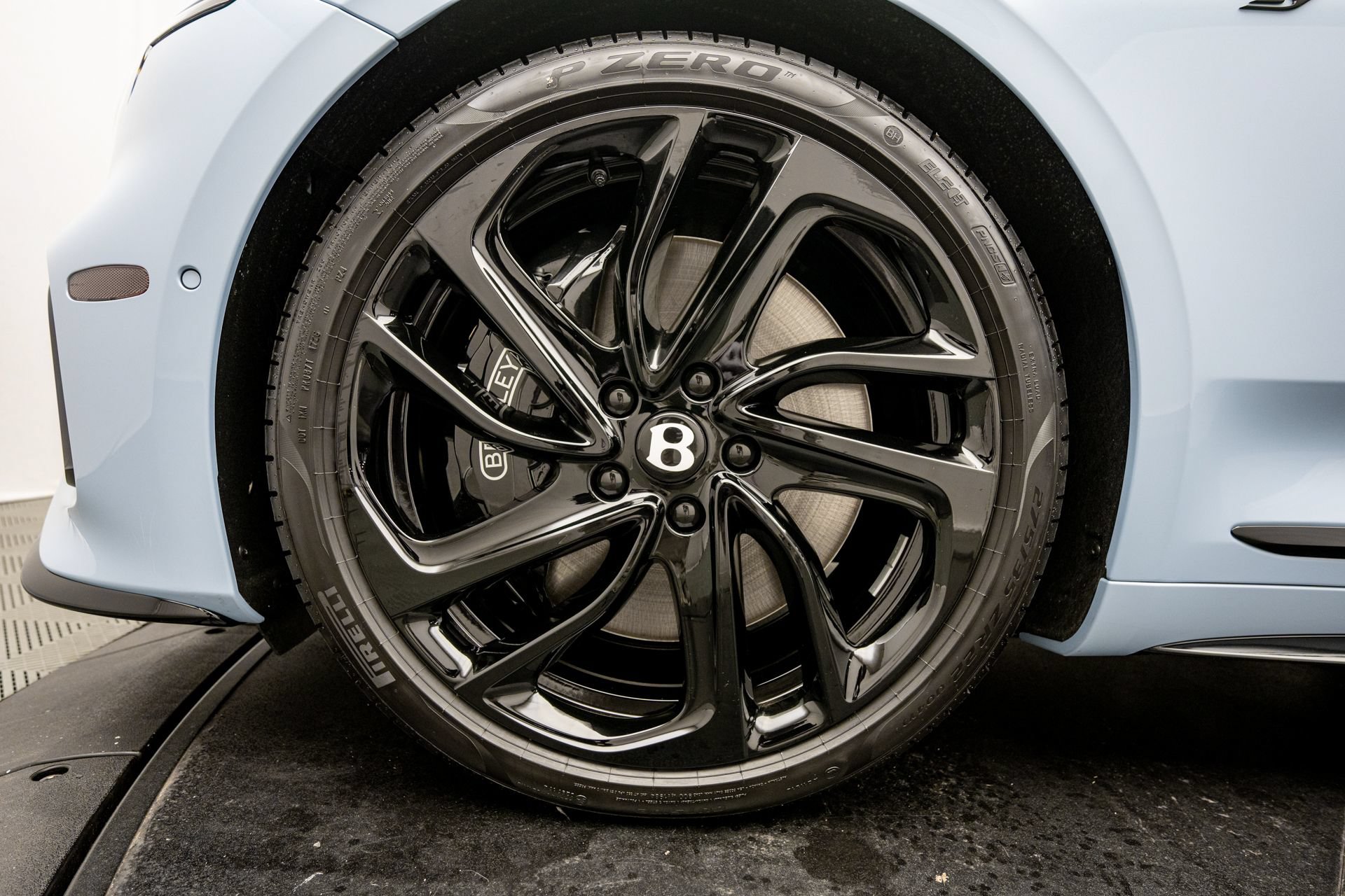 New 2026 Bentley Continental GT AWD/4WD image 39