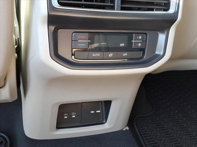 New 2026 Volkswagen Atlas SE image 15