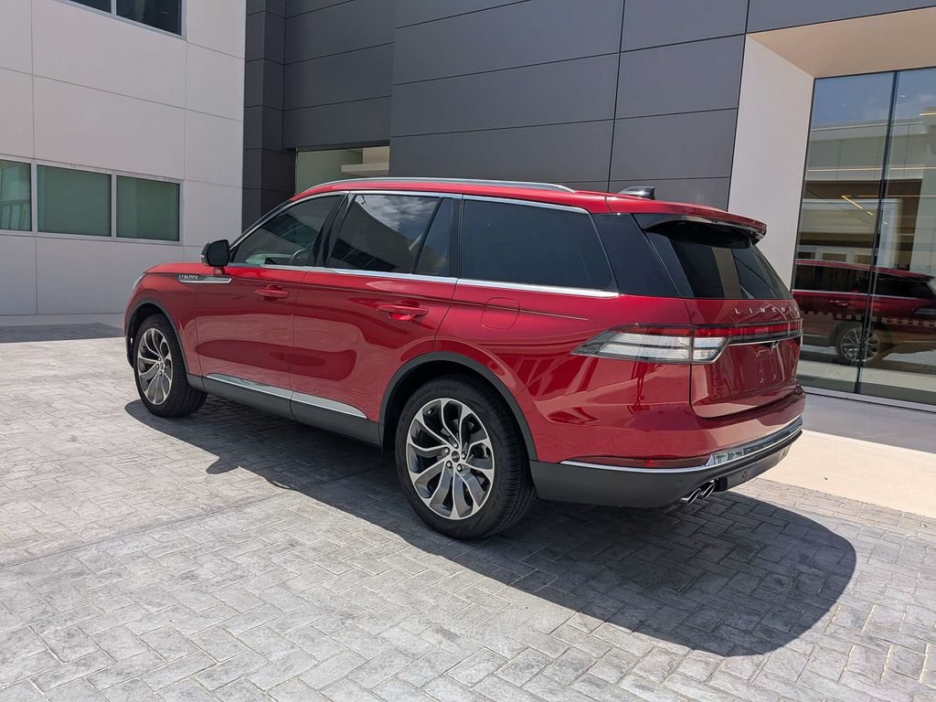 Certified 2025 Lincoln Aviator Reserve w/ Luxury Package AWD/4WD image 6