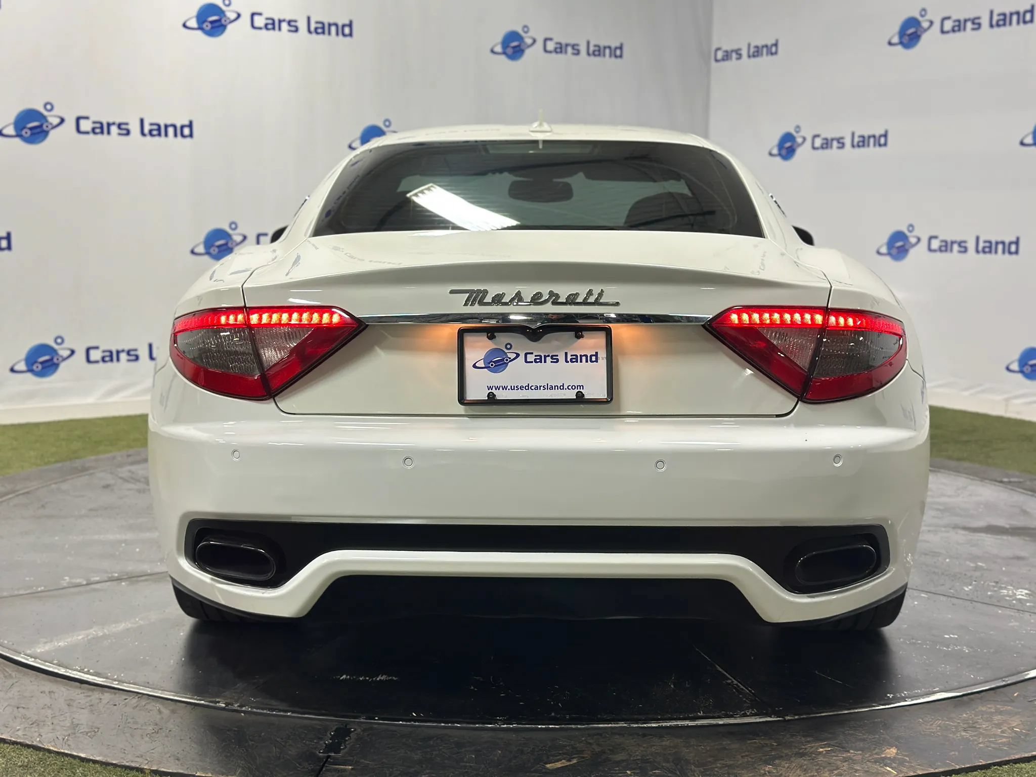 Used 2014 Maserati GranTurismo MC RWD image 4