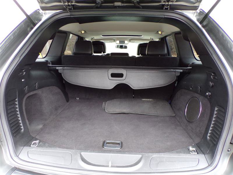 Used 2012 Jeep Grand Cherokee Laredo image 40