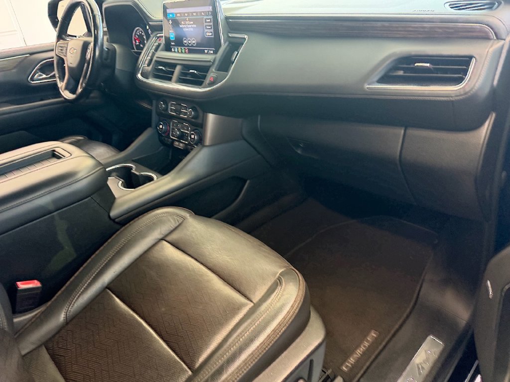 Used 2021 Chevrolet Suburban High Country RWD image 17