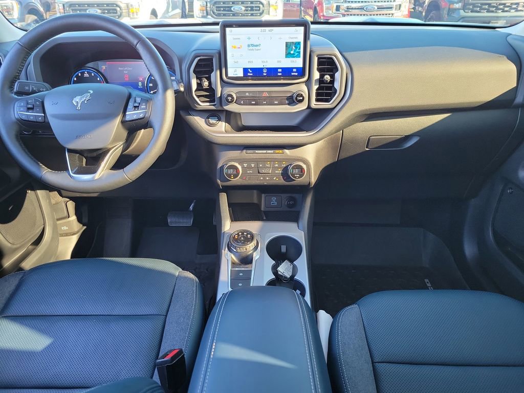 Certified 2021 Ford Bronco Sport Outer Banks w/ Outer Banks Package image 11