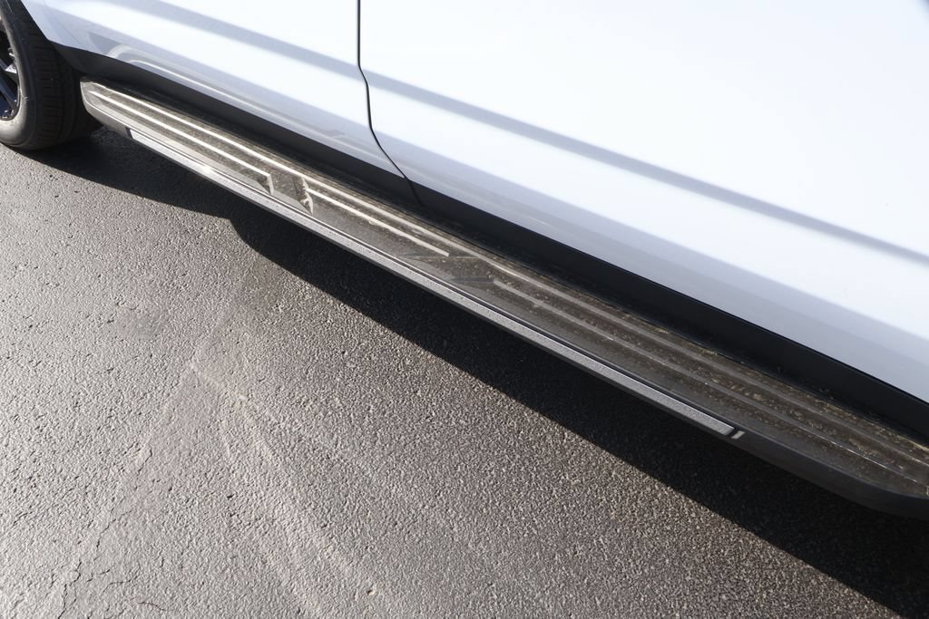 New 2026 Chevrolet Suburban Premier AWD/4WD image 13