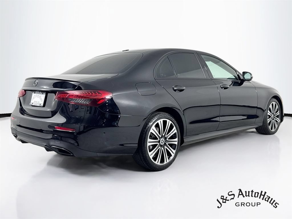 Used 2023 Mercedes-Benz E 350 4MATIC Sedan image 7