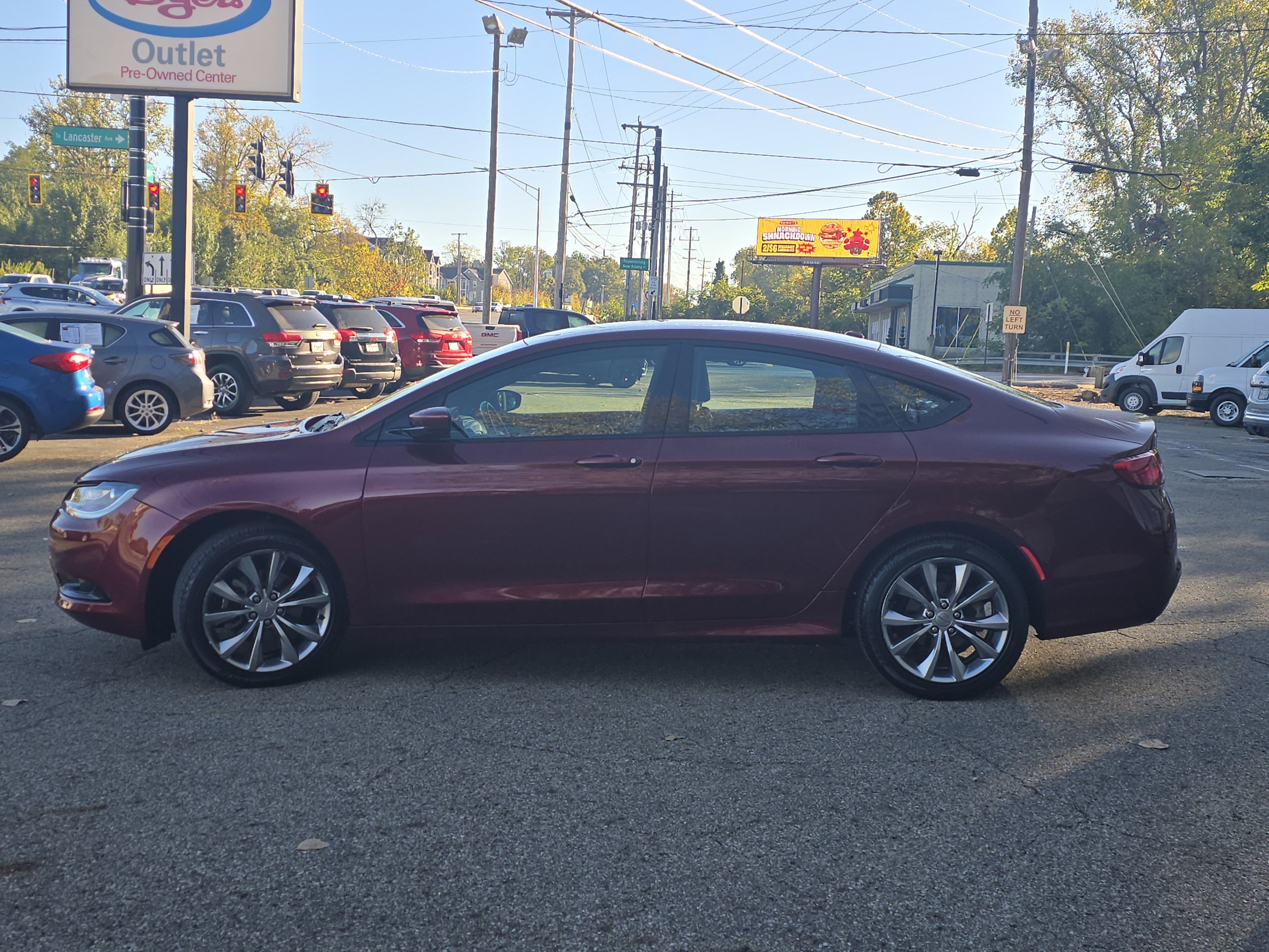 Used 2016 Chrysler 200 S image 4