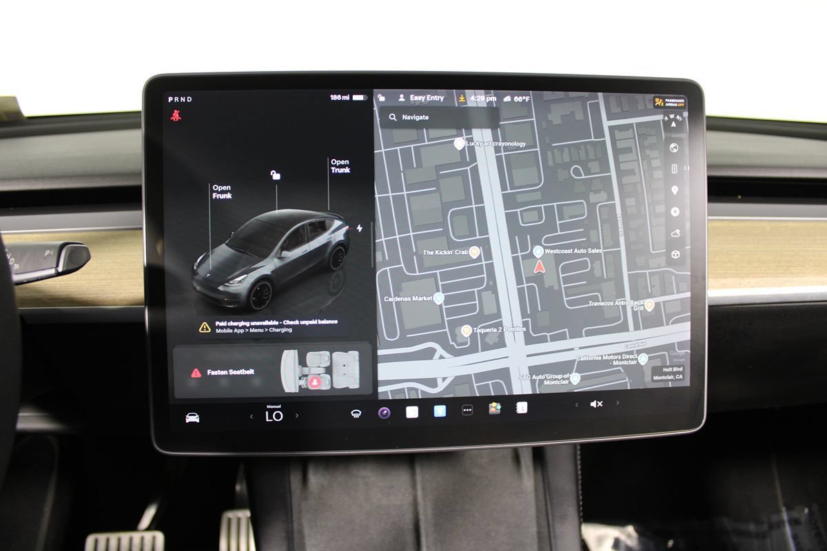 Used 2022 Tesla Model Y Performance AWD/4WD image 11