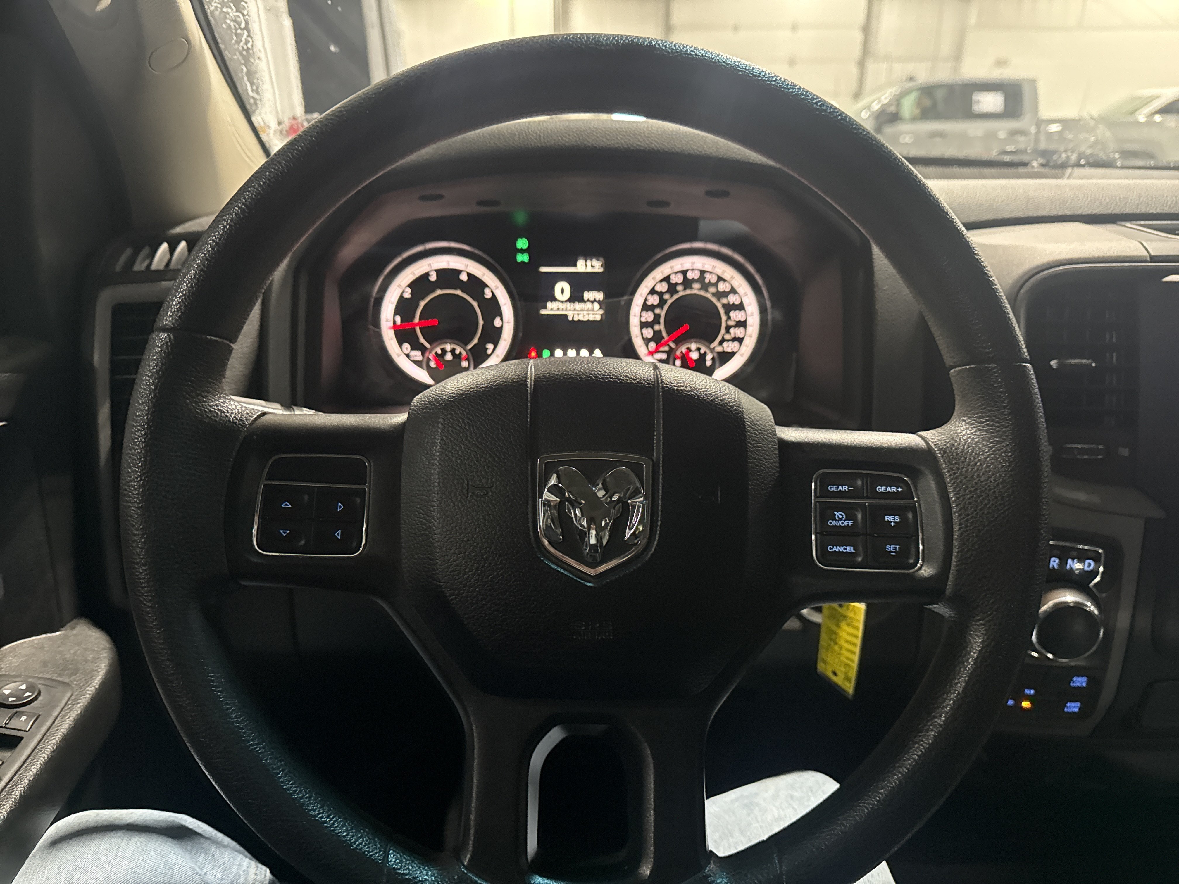 Used 2019 RAM 1500 Express AWD/4WD image 9