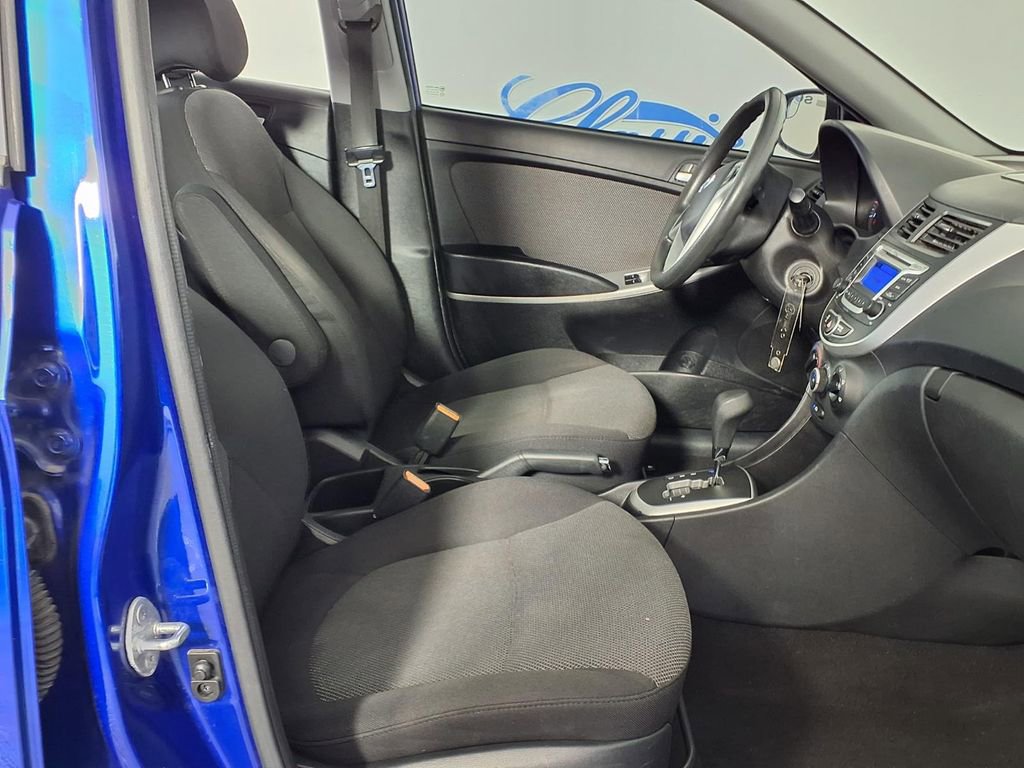 Used 2014 Hyundai Accent GS FWD image 13