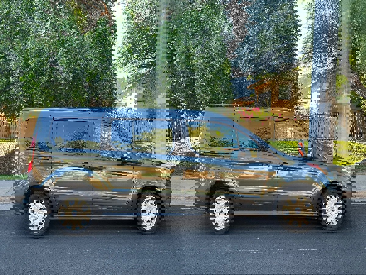 Used 2019 Ford Transit Connect XL image 9