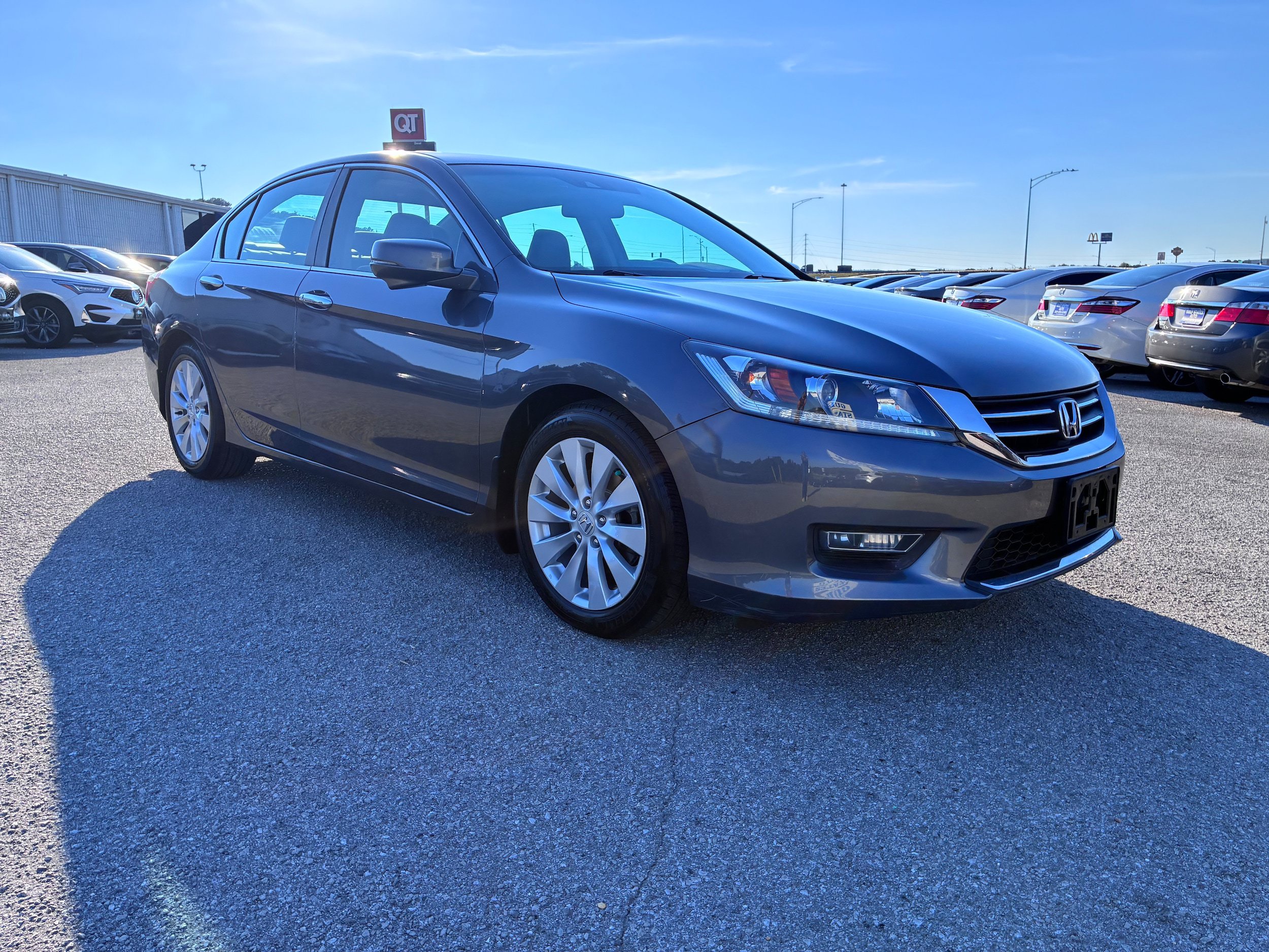Used 2013 Honda Accord EX-L image 2