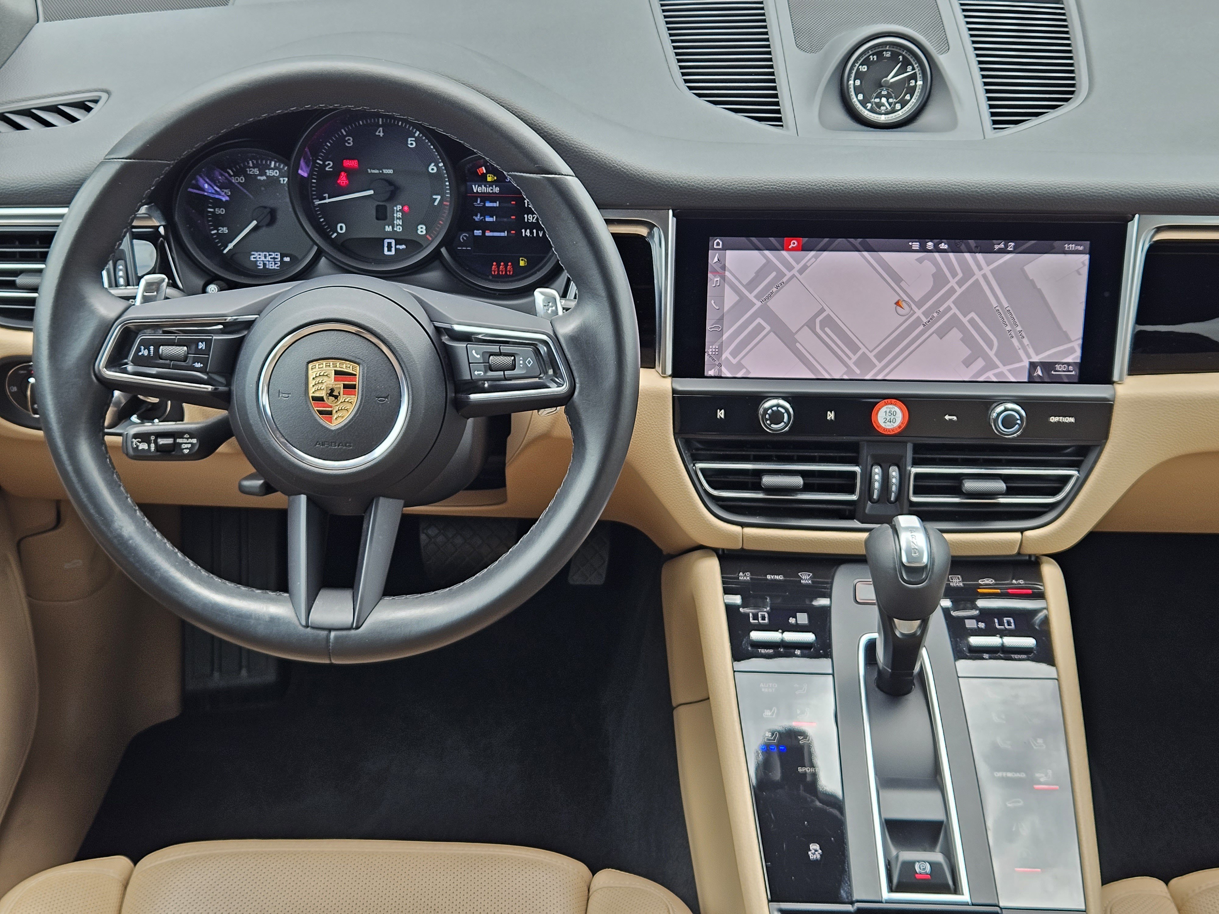 Certified 2023 Porsche Macan Turbo AWD/4WD image 25