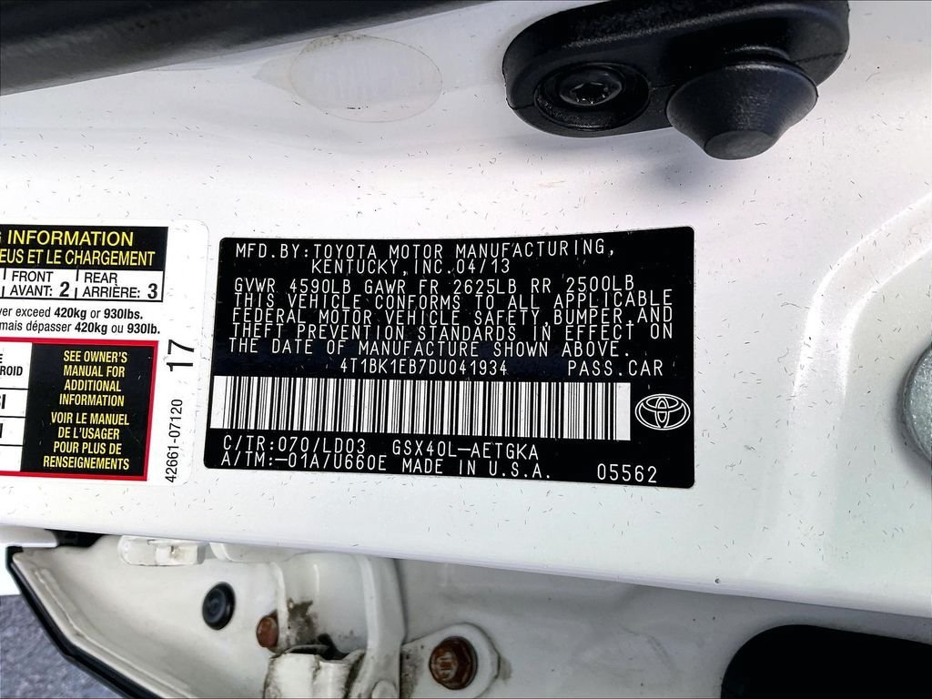 Used 2013 Toyota Avalon XLE FWD image 35