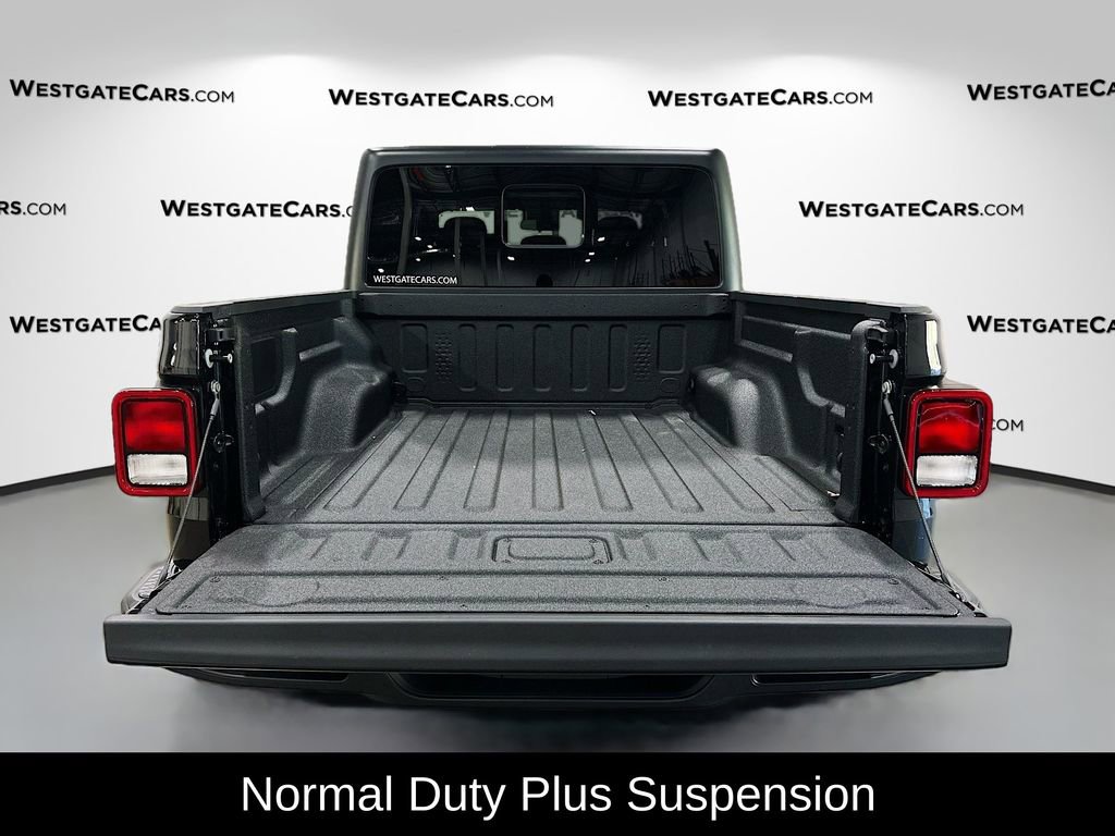 New 2025 Jeep Gladiator Sport image 13