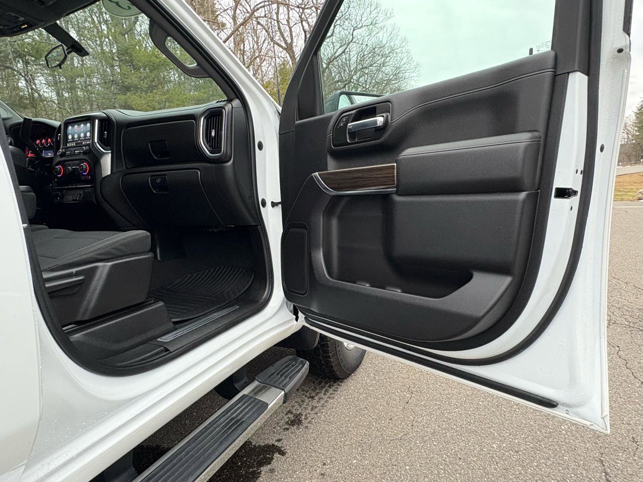 Used 2023 Chevrolet Silverado 2500 LT w/ Convenience Package image 25