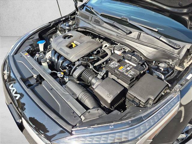 Used 2022 Kia Forte LXS FWD image 21